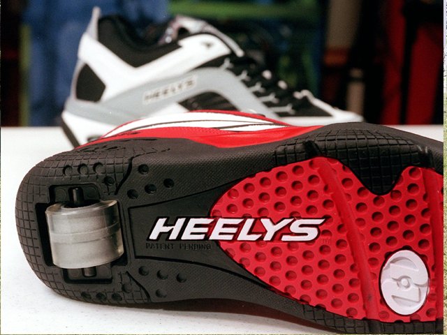 Heels or Wheels Gender Reveal Baby Shower Backdrop 04-HEELSO