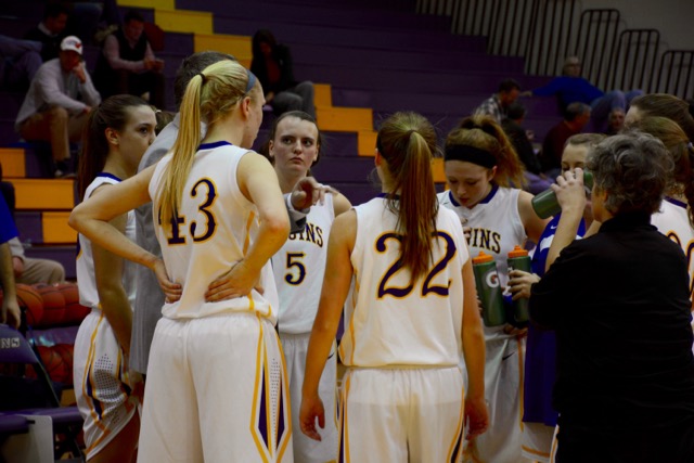 LB girls' basketball picks up first win of 2016