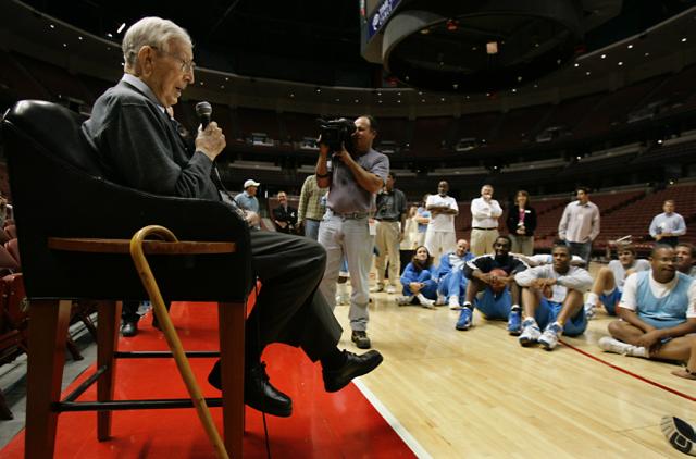 Legendary basketball coach John Wooden takes questions from Special Olympics Southern California athletes in 2006 at the Honda Center in Anaheim, California. Wooden died at age 99 in Los Angeles, California, on Friday, June 4, 2010. (Christine Cotter/Los Angeles Times/MCT)