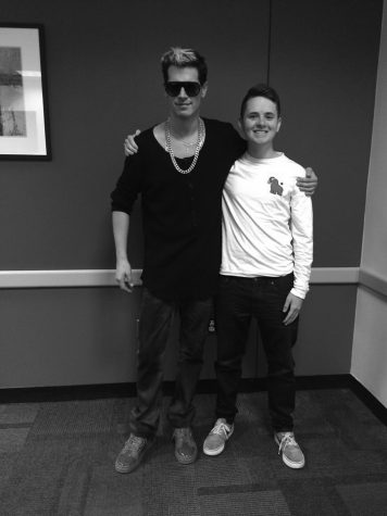 Breitbart editor Milo Yiannopoulos (left) poses with Bear Facts reporter Thomas Anderson during a speech at George Mason University.
